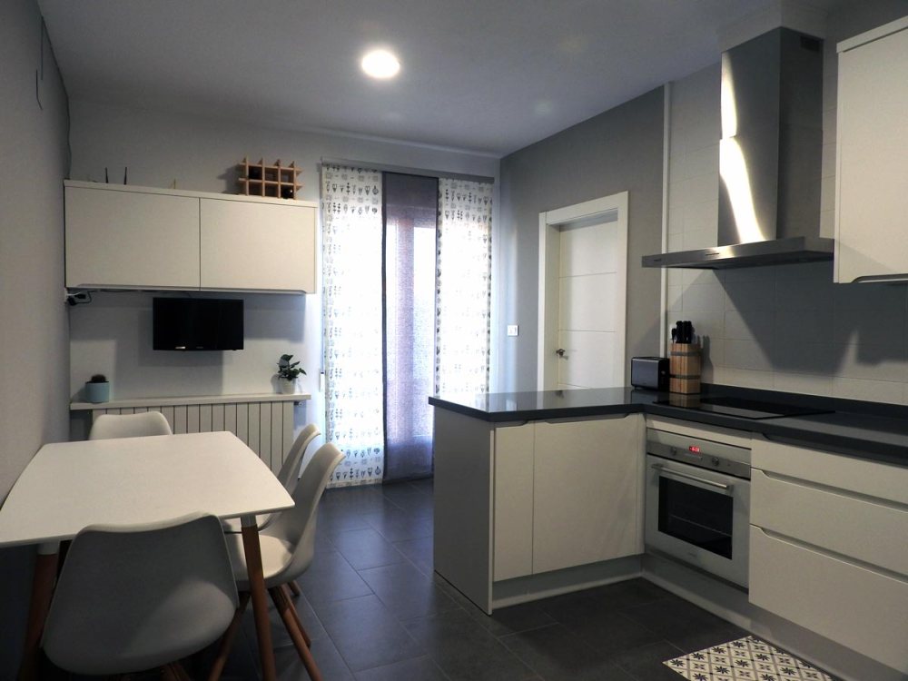 cocina-lacada-iii-vista-6