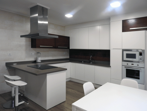 cocina-villagarcia-blanca-y-madera-7